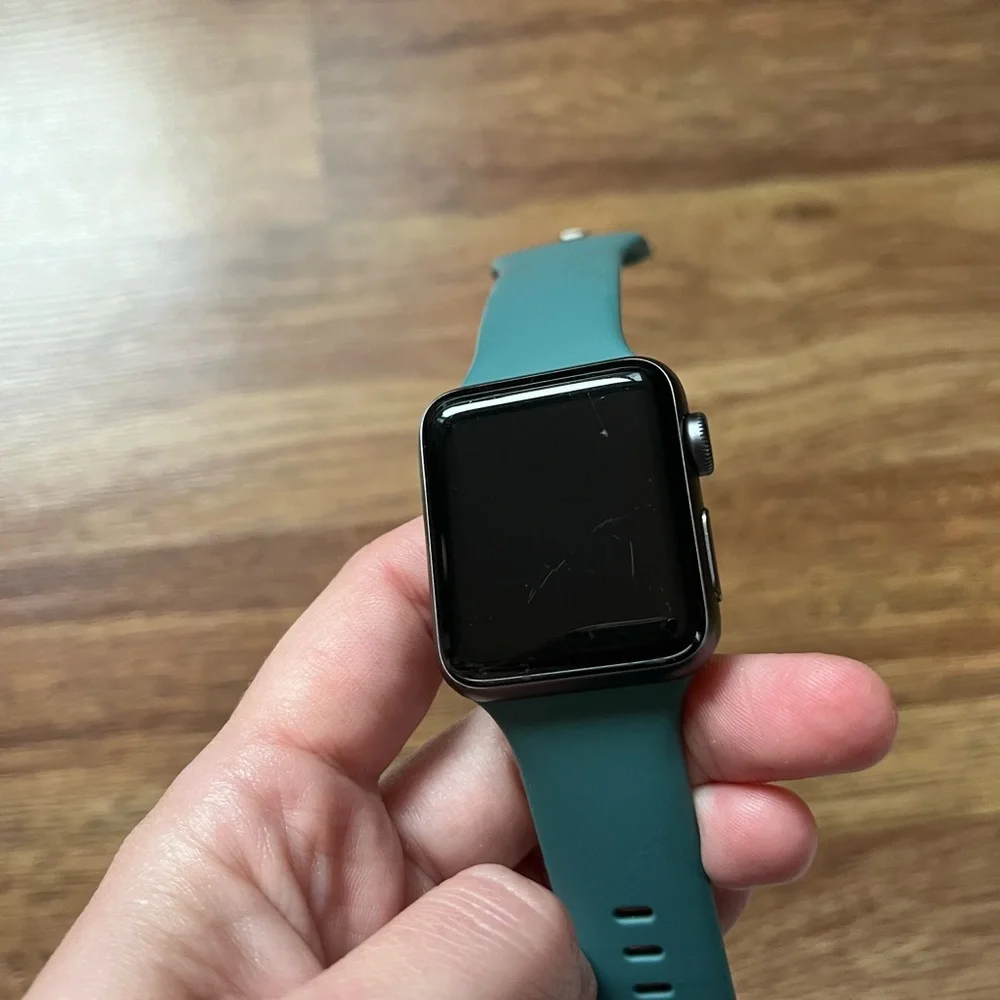 Apple Watch with Spare Bands and Charger - Picture 5 of 8
